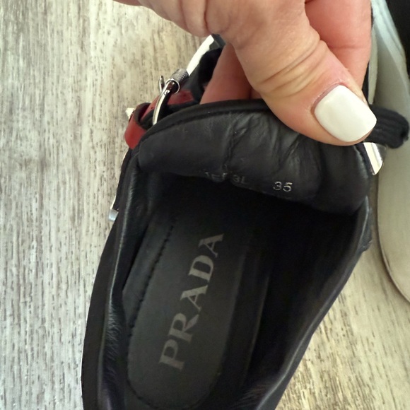 Prada women’s sneakers - Picture 4 of 9